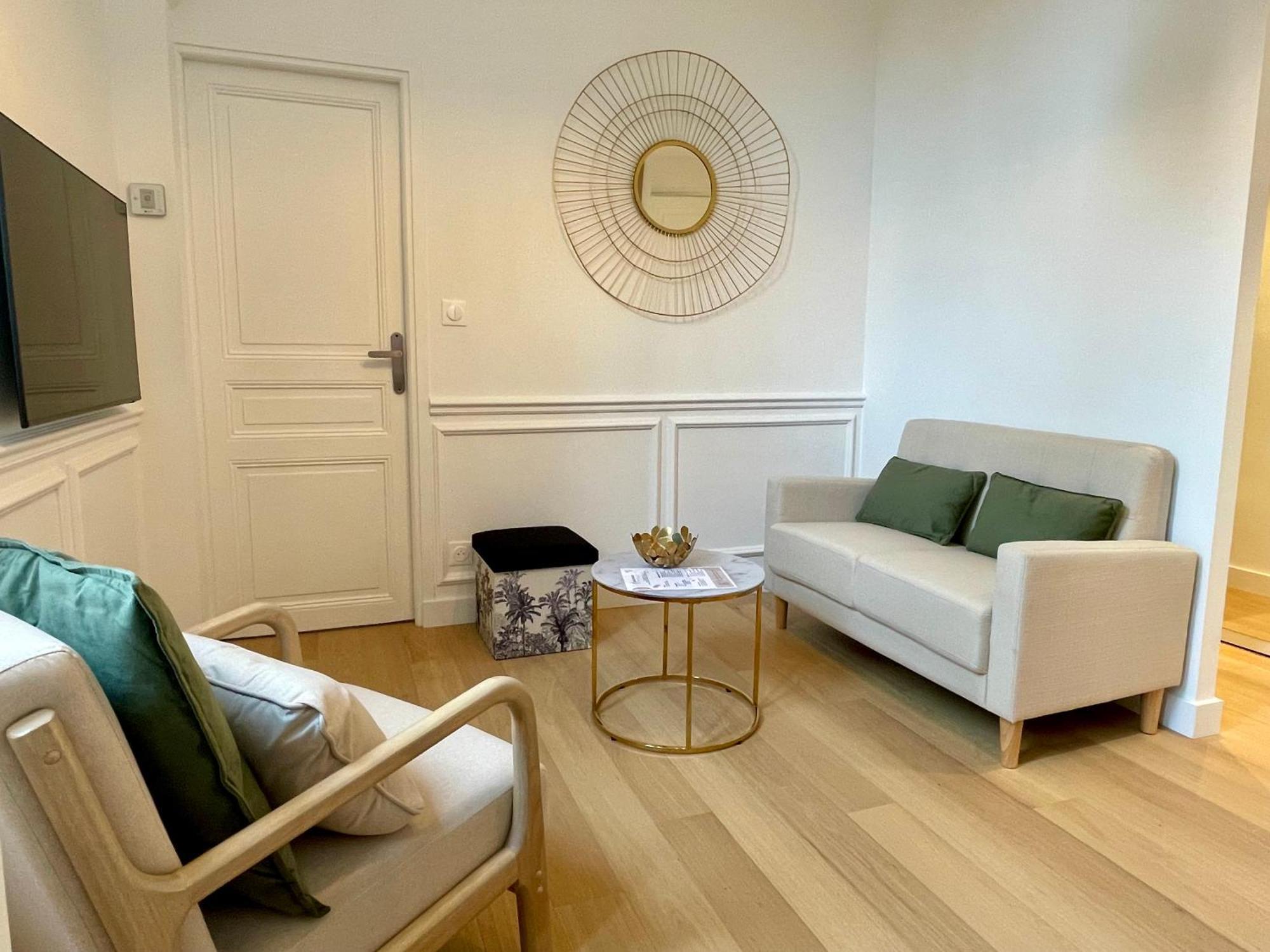 Appartements De Charme Du General Leclerc - Place D'Erlon - Hypercentre - Gare - Реймс Екстер'єр фото