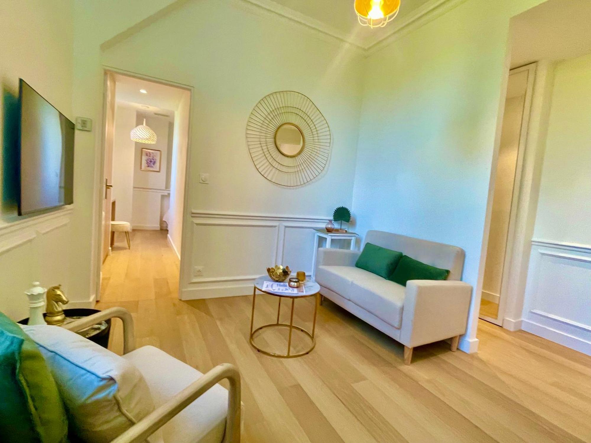Appartements De Charme Du General Leclerc - Place D'Erlon - Hypercentre - Gare - Реймс Екстер'єр фото