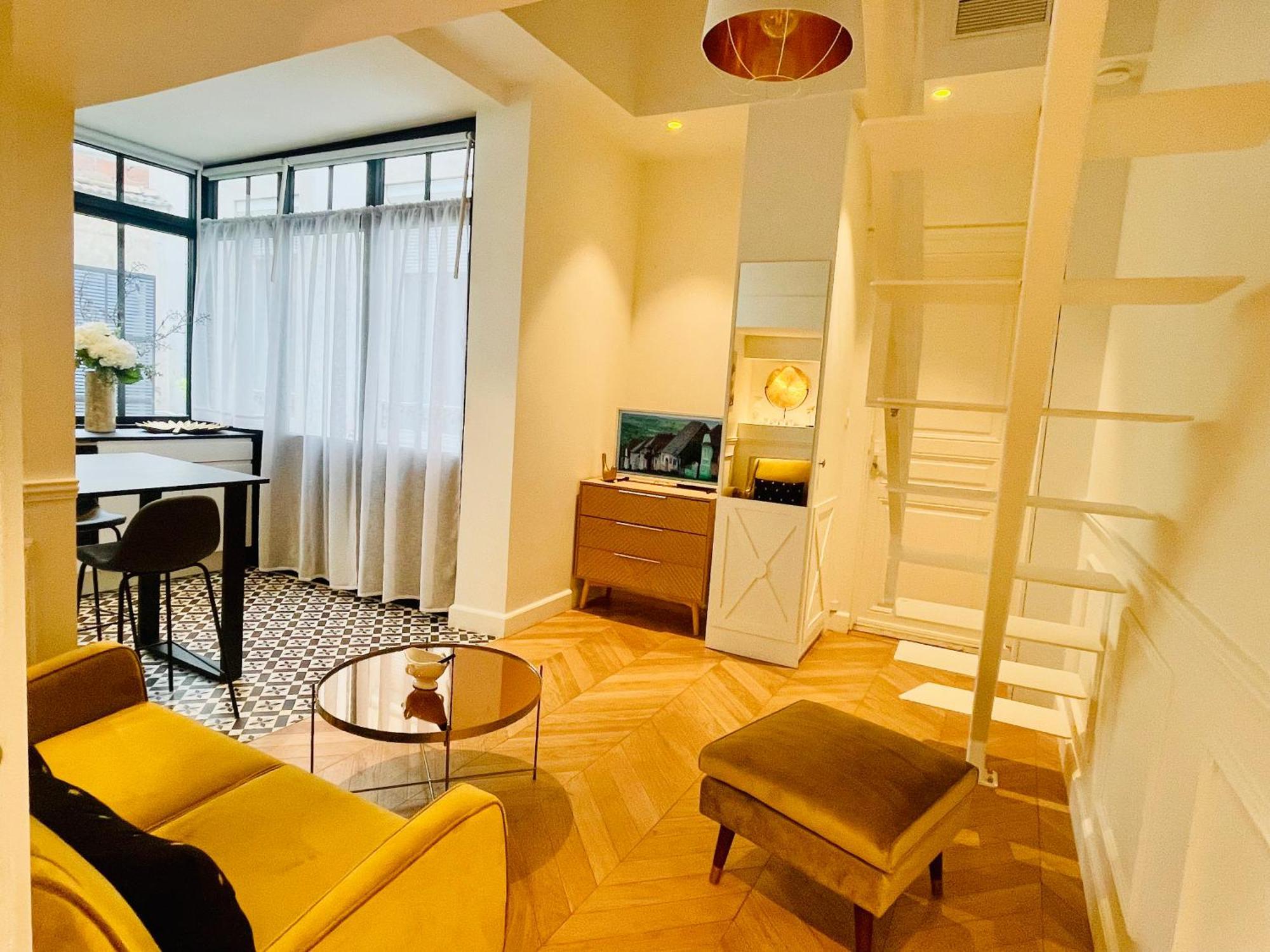 Appartements De Charme Du General Leclerc - Place D'Erlon - Hypercentre - Gare - Реймс Екстер'єр фото